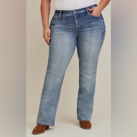 Torrid Perfect Slim Boot Classic Denim Mid-Rise Jean (16S) - Picture 2 of 8